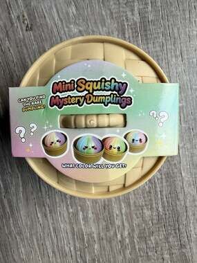 Superstar Mini Squishy Mystery Dumplings Blind Box